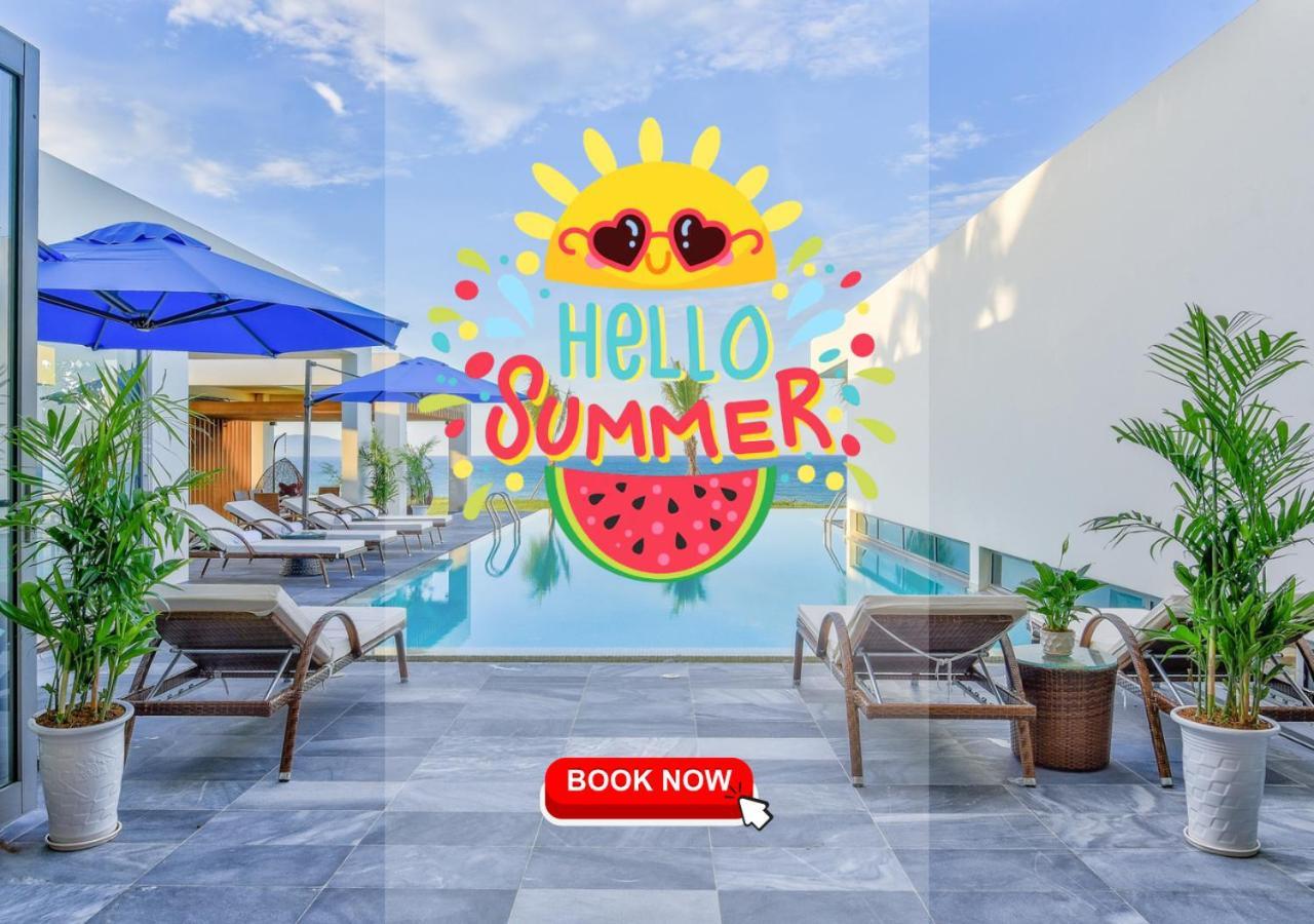 Deluxe Beach Villas By Danatrip Da Nang Exterior foto